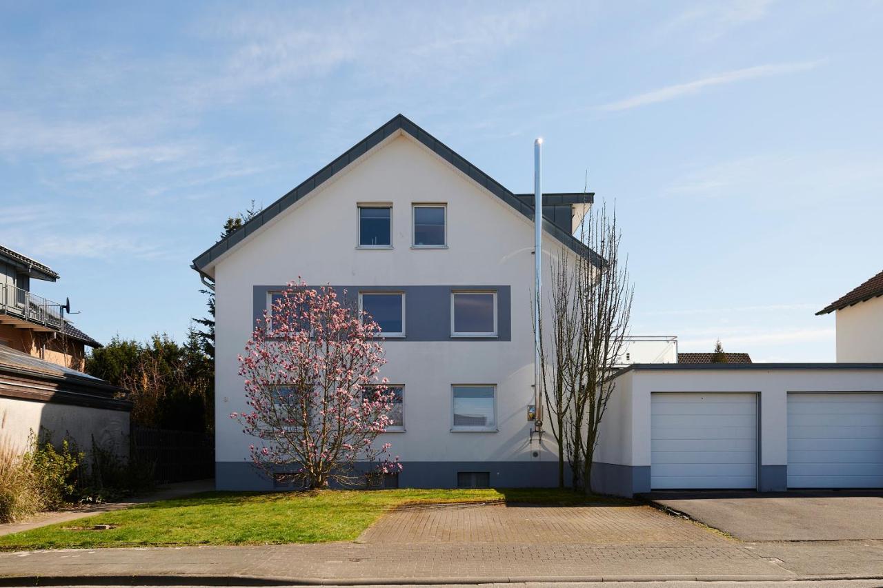 Apartamento Grosszuegig & Stilvoll Parkplatz ,Ruhige Lage, 5 Personen, Langzeit Paderborn Exterior foto