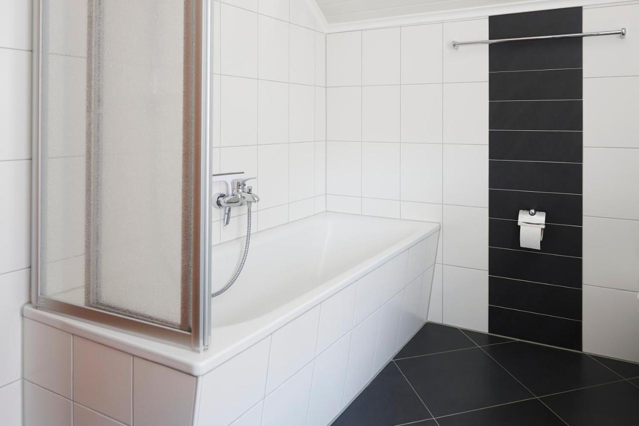 Apartamento Grosszuegig & Stilvoll Parkplatz ,Ruhige Lage, 5 Personen, Langzeit Paderborn Exterior foto